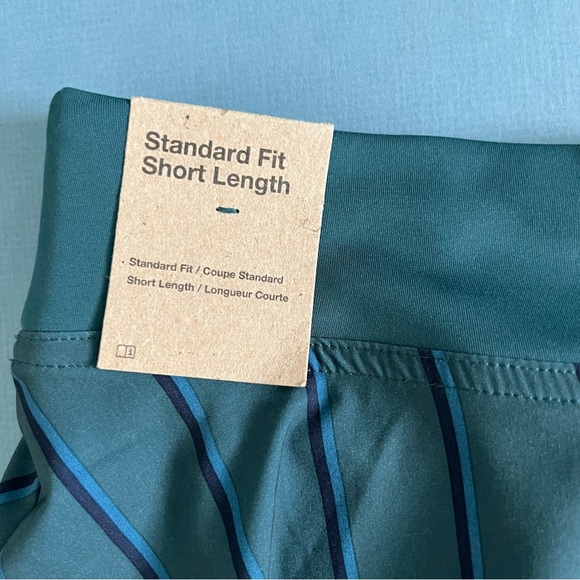 NWT Nike Club Dri-Fit Pleated Standard Fit Green Stripe Golf Skort - Picture 6 of 9